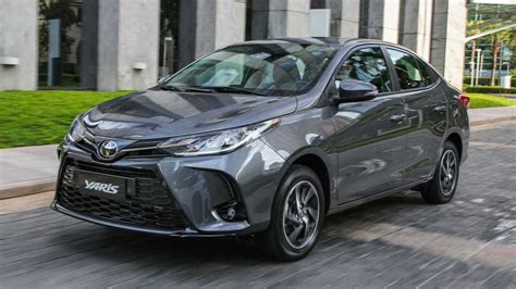 Toyota Yaris Sedan Contraria Tendência E Fica Mais Barato Corolla Sobe