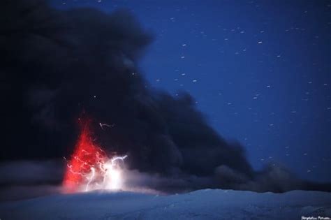 Iceland Volcano Pictures Lightning The Mary Sue