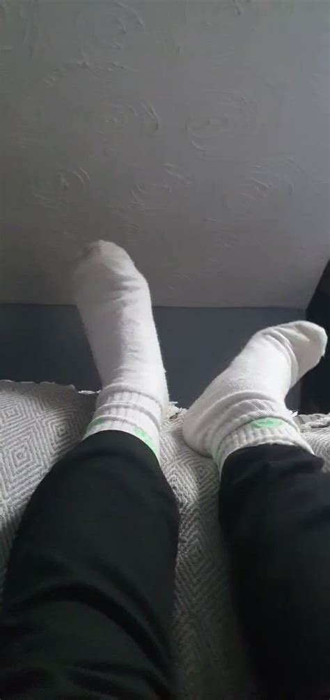 Sock God Free Onlyfans On Twitter I Love The Sound Of My Wet Cock As I Jerk Off