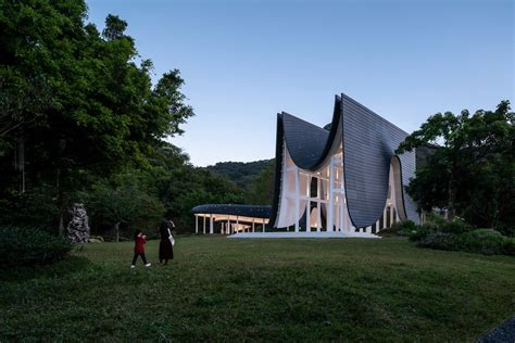 The Levitated Curtain Xi Hall By Sayarchitects Architizer