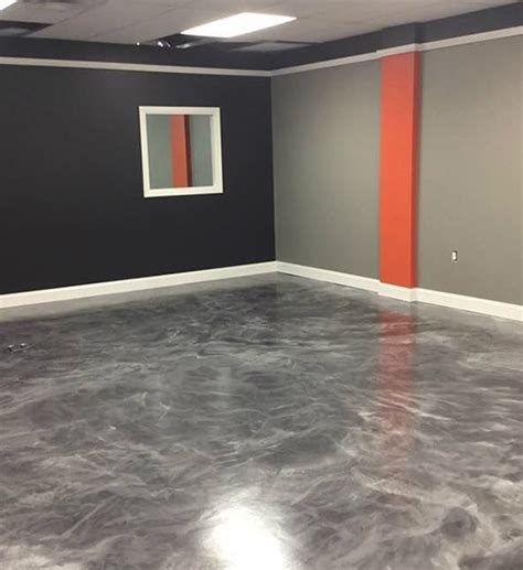 Thickest military grade epoxy coating with easy diy application and 15yr professional finish. Epoxy Flooring Contractors In Los Angeles | Epoxy Floor