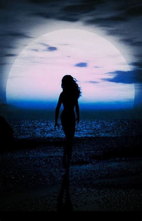 Pin by Iris Bej on My moons | Beautiful dark art, Moon photography