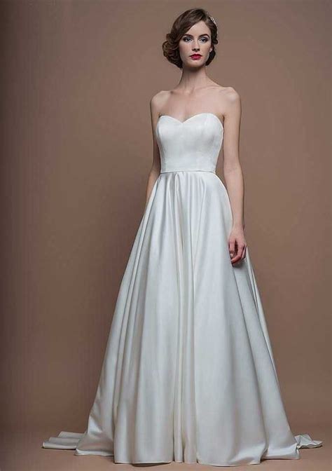 Winter Wedding Dresses 17 Beautiful Bridal Gowns