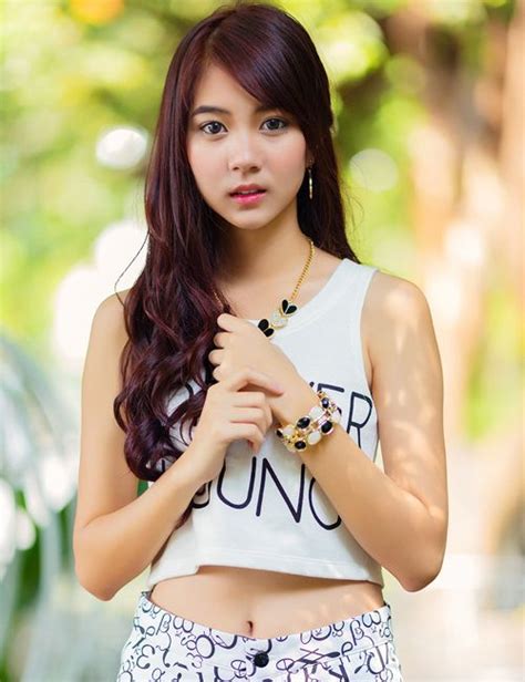 summer thai girl girl model female form thailand crop tops cute summer quick