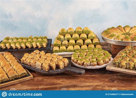 Pistachio Baklava Traditional Middle Eastern Flavors The Local Name