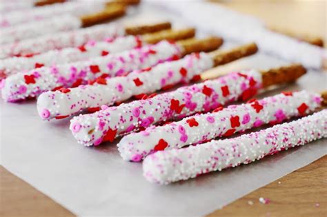 Valentines White Chocolate Dipped Pretzel Rods The Kitchen Is My
