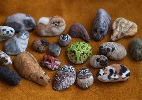 Artist Gives New Meaning To Pet Rocks Painted Rocks Animal Rock