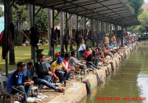 Jadi, membuat umpan yang memiliki karakteristik seperti cacing bisa sangat menguntungkan.1 x teliti sumber. Cara Membuat Umpan Ikan Mas Menggunakan Ikan Salmon