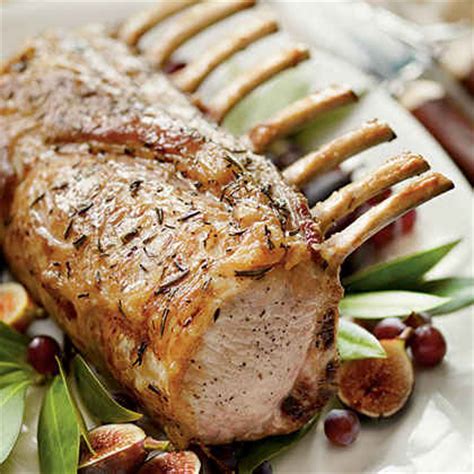 When it comes to the main course, christmas calls for something special. Traditional Christmas Dinner Menus & Recipes | MyRecipes