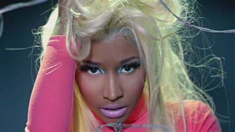 Nicki Minaj Beez In The Trap Ft 2 Chainz Video Best In New Music