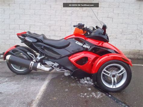Here you can find such useful information as the fuel capacity, weight, driven wheels, transmission type, and others data according to all known model trims. 2009 Can Am Spyder 5 Speed Electric Shift Um90936 Jb
