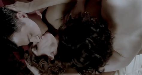 Lady Gaga And Alexandra Daddario Lesbian Sex Scene In American Horror Story