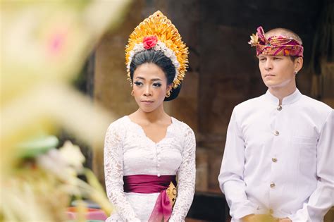 Balinese Traditional Wedding Ceremony By Gusmank Wedding Photography