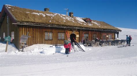 무료 이미지 눈 날씨 시즌 겨울 스포츠 의지 Piste 노르딕 스키 스키 장비 지질 학적 현상