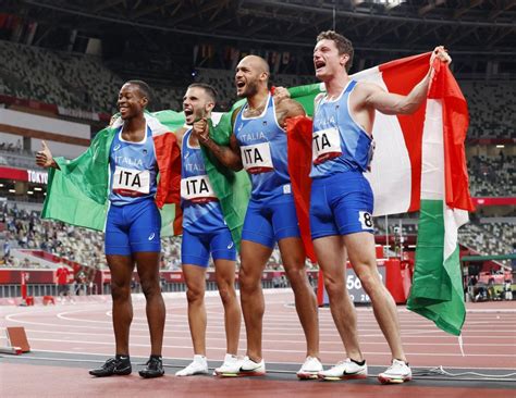 Olympics Italy Wins Mens 4x100 Gold As Japan Botches Baton Change