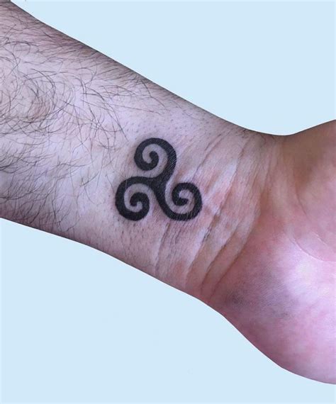 30 Pretty Triskelion Tattoos You Will Love Style Vp Page 3