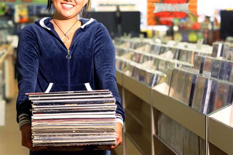 6 Best Places To Buy Vinyl Records Online