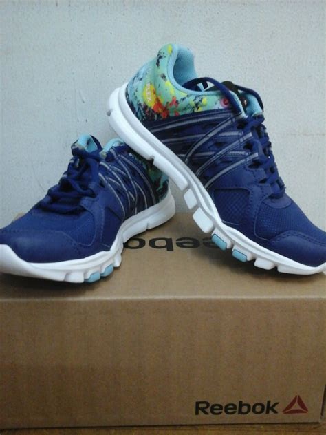 Model kali ini adalah reebok energy lux 2.0 cocok buat kalian yang mau tampil modis saat. Jual sepatu Reebok Original Running Yourflex Women ...
