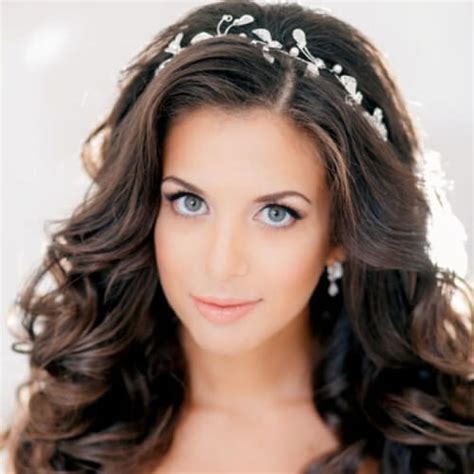 Maybe you would like to learn more about one of these? 50 Unforgettable Wedding Hairstyles for Long Hair Hair Motive