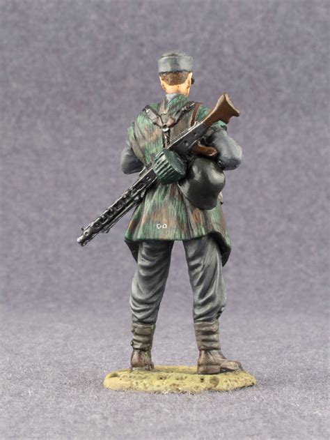 Painted Ww2 German Toy Soldiers Wehrmacht With A Machine Gun Etsy