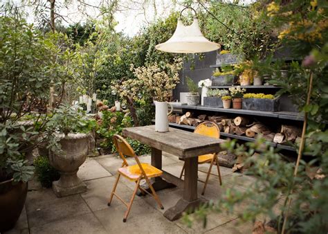 Abigail Aherns Dark And Dramatic East London Home Outdoor Kitchen
