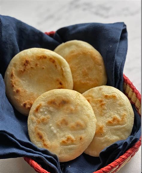 How To Make Venezuelan Arepas Familia Kitchen