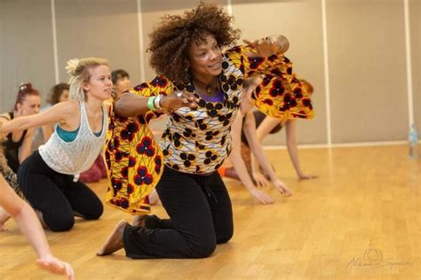 Venez Découvrir La Danse Africaine Avec Lassociation Kela Montaigu