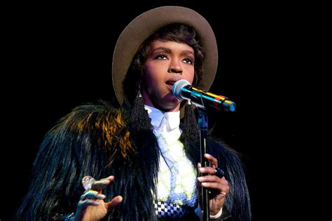 Twitter Reacts To Lauryn Hill Being Late To Her Concert Again Xxl
