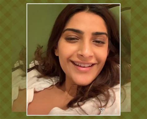 10 Unseen And Shocking Photos Of Sonam Kapoor Without Makeup