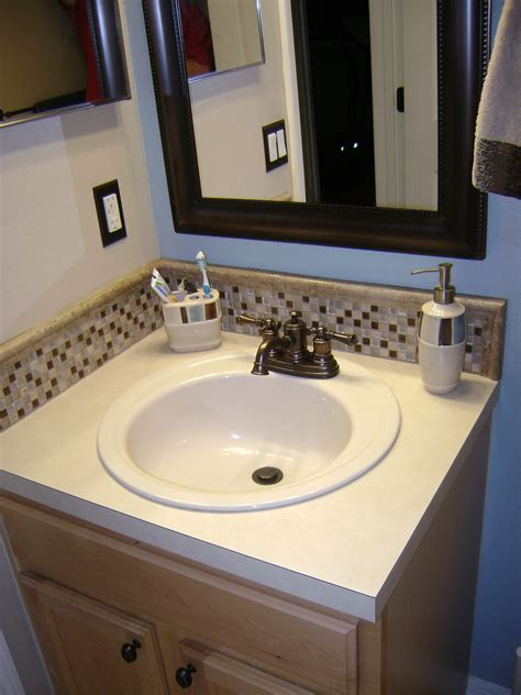 Achieving Perfection In Your Bathroom With The Right Vanity Backsplash
