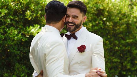 Bill On Legalizing Marriage For Same Sex Couples Approved In First Reading