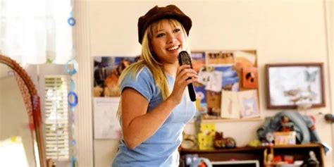 hilary duff thinks the lizzie mcguire reboot spooked disney trending news