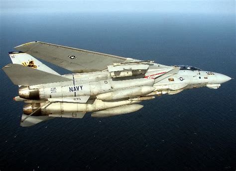 The Aviationist The F 14 Tomcats That Never Were Vs F A 18e F Super Hornet Who Would Have Won