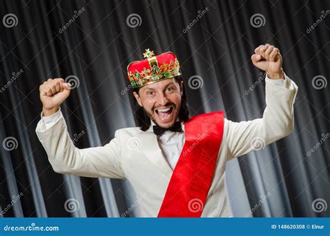 Funny King Wearing Crown In Coronation Concept Foto De Stock Imagem