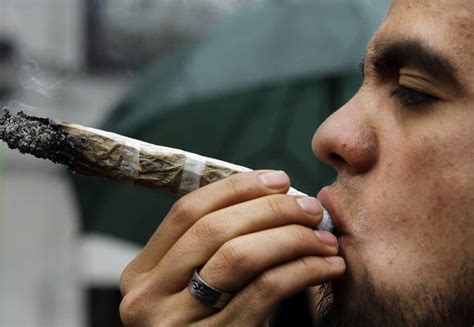 Michigan La Ciudad Que M S Est Fumando Marihuana Durante La