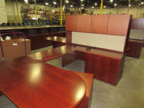 Used Office Desks Kimball U Shape With Hutch At Furniture Finders