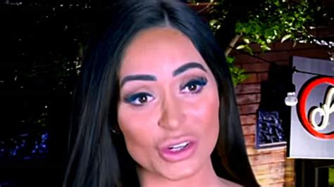 Jersey Shore Star Angelina Pivarnick Calls Cops On Fiance During
