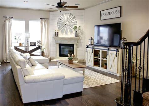 20 Awkward Living Room Layout With Corner Fireplace
