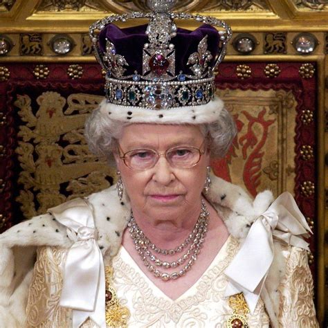 Queen Elizabeth Ii 63 Years In 63 Pictures Bbc News Celebnest