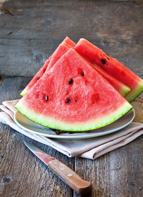 12 Reasons To Eat Watermelon Watermelon Health Benefits Watermelon