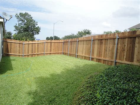 How to install fence posts for wooden fence. Wood Privacy Fences - Austin TX - Ranchers Fencing & Landscaping