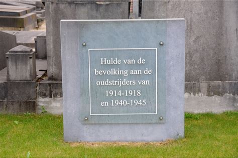 Monument Oud Strijders Gemeentelijke Begraafplaats Mechelen Mechelen