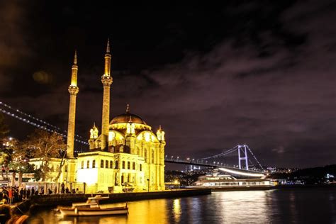 İstanbulda Gezilecek Yerler Bir Turist Edasıyla Filgezi