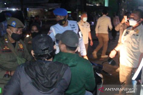 Kasus Covid Sukabumi Meningkat Satpol Pp Tindak Pelanggar Prokes