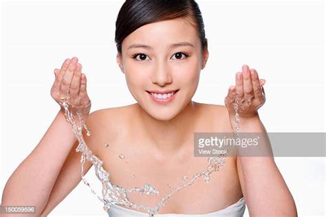 Chinese Nude Model Photos And Premium High Res Pictures Getty Images