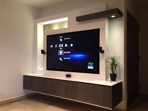 Que lindo esse painel de tv. Tv in wall | Wall tv unit design, Wall unit designs, Tv ...