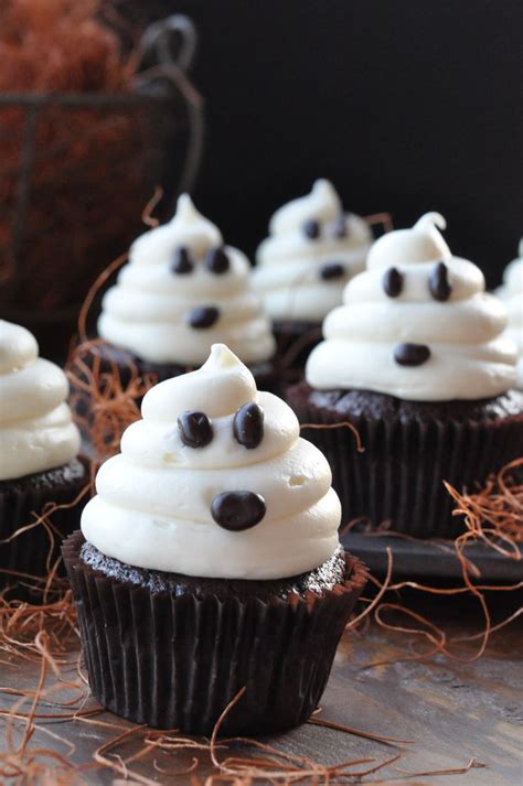 20 Sweet And Easy Treats For Halloween Party
