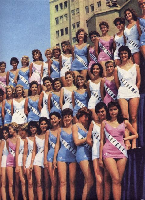 1959 Türkiye Güzeli Ezel Olcay Miss Universe Yarışmasında Girls