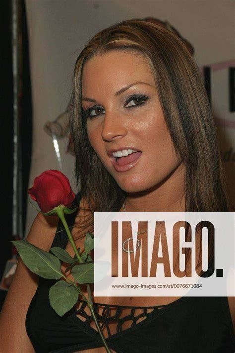 Mar 26 2006 Los Angeles Ca Usa Flower Tucci At Day Two Of The Adultcon 10 Model Expo Held At