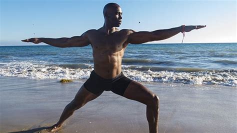 How Yoga Is Saving The Bodies And Minds Of Nfl Players Mens Journal